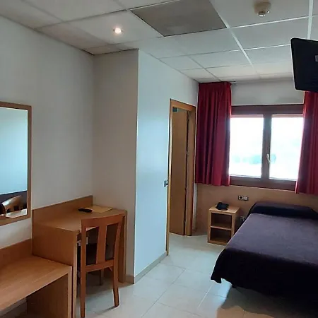 Hotel Font Del Pla 2* La Jonquera