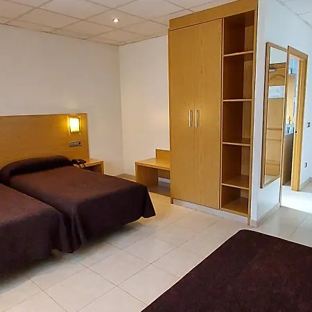 Hotel Font Del Pla 2*